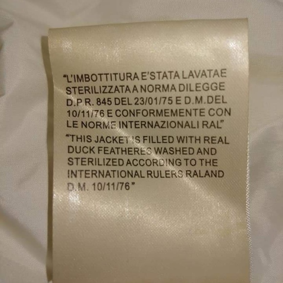 Vest - Picture 4 of 4